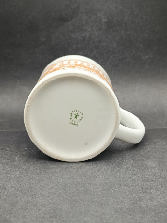 Кружка немецкая пивная винтажная Lilien Porzellan "Гальспах", фарфор, 0.45 л, 11.5 х 14 см, Австрия, 1970-80гг.