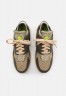 Nike Sportswear AIR HUARACHE CRATER PRM UNISEX Sneaker low cargo khaki/limestone/sesame/black AIR HUARACHE CRATER PRM UNISEX Низкие кроссовки женские карго хаки/известняк/кунжут/черный