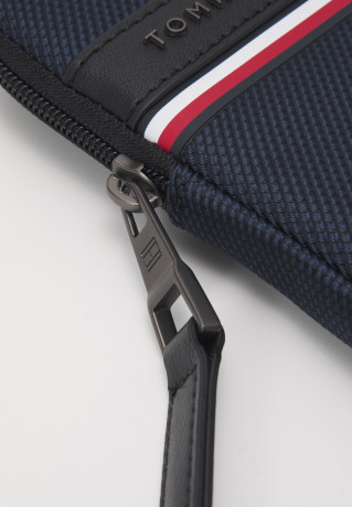 Tommy Hilfiger PHONE BAG Phone case desert sky СУМКА ДЛЯ ТЕЛЕФОНА Чехол для телефона небо пустыни