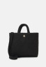 Tommy Hilfiger FLOW TOTE Tote bag black FLOW TOTE Сумка-тоут черный