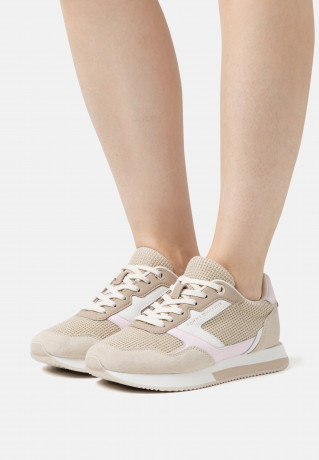 Tommy Hilfiger ESSENTIAL  Trainers light sandalwood ESSENTIAL Кроссовки светлое сандаловое дерево