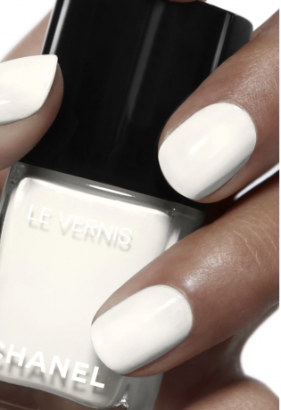 Chanel Le Vernis nagellack 173 Glaciale 13ml, Лак для ногтей стойкое глянцевое покрытие, керамиды камелии, 13мл