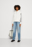 Tommy Hilfiger ZIP SWEATER Jumper ecru СВИТЕР НА МОЛНИИ Джемперы экрю