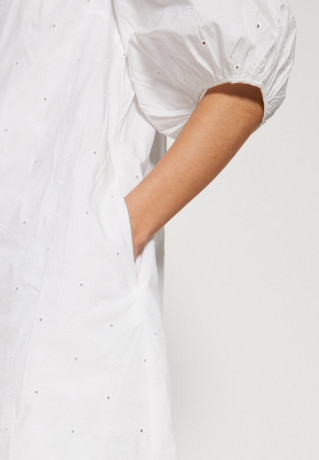 Tommy Hilfiger KNEE DRESS Day dress optic white ПЛАТЬЕ НА КОЛЕНАХ Повседневное платье оптический белый