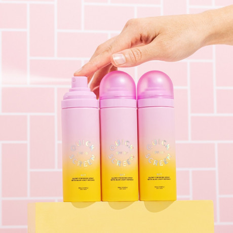The Quick Flick Quick Screen SPF50+ Set Makeup Finishing Spray and Blue Light Defence  Набор Quick Screen SPF50+: спрей для завершения макияжа и защита от синего света