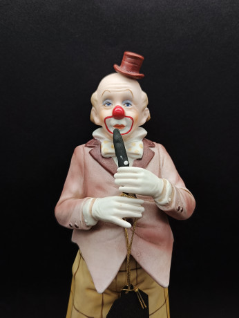 Музыкальная шкатулка винтажная Melody in Motion "Клон с флейтой", ручная роспись, бисквитный фарфор, 32 см, Германия, 1970-80гг.