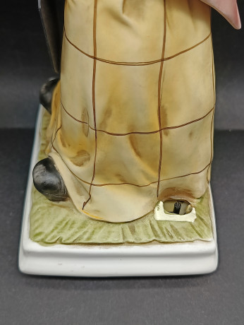 Музыкальная шкатулка винтажная Melody in Motion "Клон с флейтой", ручная роспись, бисквитный фарфор, 32 см, Германия, 1970-80гг.