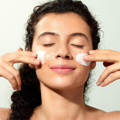 NUXE Reinigende Mikro-Peeling Maske  Очищающая маска с микропилингом