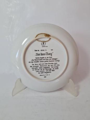 LILIEN PORZELLAN Номерная декоративная тарелка "Танцы" Франц фон Дефреггер, 6766С, 20см, Германия, 1989г.