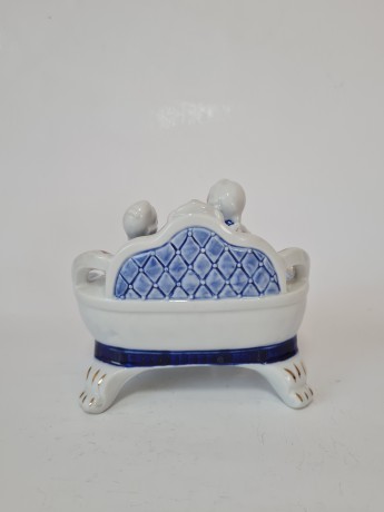 ХС, Фарфоровая Статуэтка "Дама с кавалером", 16см х 16 см, Германия, 1950-60гг.