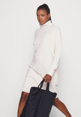 Tommy Hilfiger RLX HONEYCOM  Day dress white dove heather RLX HONEYCOM Повседневное платье белый голубь вереск