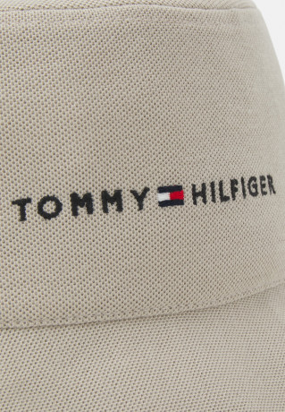 Tommy Hilfiger SKYLINE BUCKET Hat stone SKYLINE BUCKET Шляпа камни