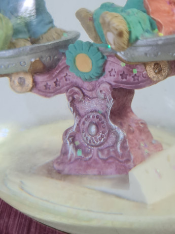 Фигурка декоративная винтажная, сказочный снежный шар с фигурками мышат с подарками, 14 x 9 см, Тайвань, 1960-70гг.