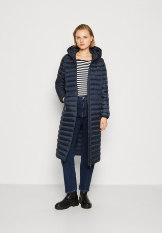 Tommy Hilfiger PADDED GLOBAL STRIPE COAT Winter coat desert sky PADDED GLOBAL STRIPE COAT Зимнее пальто небо пустыни