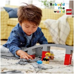 LEGO LEGO DUPLO 10872 Eisenbahnbrucke und Schienen LEGO DUPLO 10872 Железнодорожный мост и пути