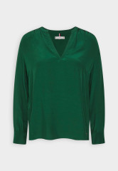 Tommy Hilfiger SOLID V NECK BLOUSE Blouse prep green БЛУЗКА С V-ОБРАЗНЫМ ВЫРЕЗОМ Блузка подготовка зеленый