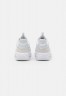 Nike Sportswear ZOOM AIR FIRE Sneaker low photon dust/white/summit white ZOOM AIR FIRE кроссовки женские низкие фотонная пыль/белый/вершинный белый