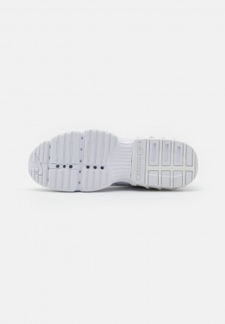 Nike Sportswear ZOOM AIR FIRE Sneaker low photon dust/white/summit white ZOOM AIR FIRE кроссовки женские низкие фотонная пыль/белый/вершинный белый