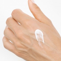 Nivea Sensitive Gesichtspflege Creme  Крем для ухода за чувствительной кожей лица