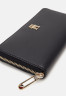 Tommy Hilfiger ICONIC SOLID Wallet black ICONIC SOLID Бумажник черный