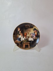 Тарелка декоративная винтажная Lilien Porzellan &quot;Молитва перед ужином&quot;, коллекционная, №154K, худ. Ф. Дефреггер, 20 см, Австрия, 1988г.