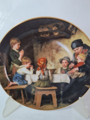Тарелка декоративная винтажная Lilien Porzellan &quot;Молитва перед ужином&quot;, коллекционная, №154K, худ. Ф. Дефреггер, 20 см, Австрия, 1988г.