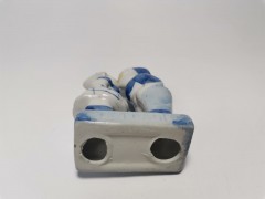 Delft Делфтский фарфор Коллекционная статуэтка &quot;Целующиеся мальчик и девочка&quot;, 10см х 6см х 4см