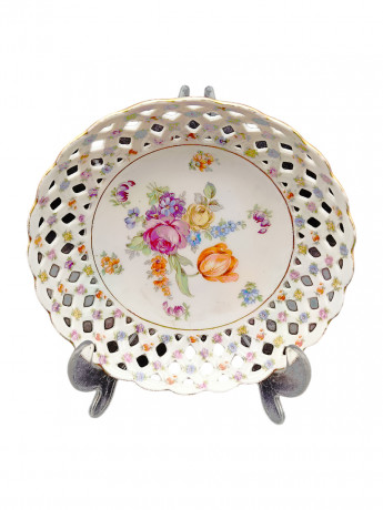 Тарелка сервировочная винтажная Schumann с изображением яркого букета, вырубной фарфор, 17 см, Германия, 1960-70гг.