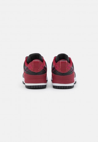 Nike Sportswear DUNK LOW DISRUPT 2  Sneaker low black/canyon rust/team red/hyper pink/white DUNK LOW DISRUPT 2 Низкие кроссовки женские черный/каньон ржавчины/командный красный/гипер-розовый/белый