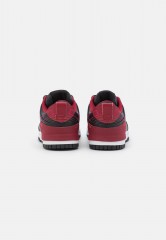 Nike Sportswear DUNK LOW DISRUPT 2  Sneaker low black/canyon rust/team red/hyper pink/white DUNK LOW DISRUPT 2 Низкие кроссовки женские черный/каньон ржавчины/командный красный/гипер-розовый/белый