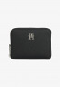 Tommy Hilfiger MEDIUM PEBBLE GRAIN MONOGRAM Wallet black СРЕДНЯЯ ГАЛКА МОНОГРАММА Бумажник черный
