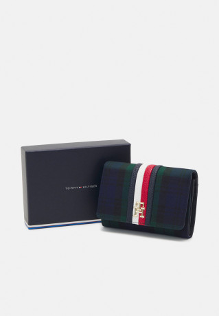 Tommy Hilfiger EMBLEM MED Wallet blackwatch ЭМБЛЕМА МЕД Кошелек черные часы
