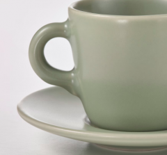 Ikea FARGKLAR Tasse mit Untertasse, mattiert grun, 7 cl, Икеа ФЭРГКЛАР Кофейная чашка 70мл с блюдцем, матовая поверхность цвет зеленый, 4 штуки