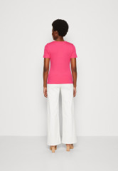 Tommy Hilfiger SLIM SIGNATURE Print T-shirt bright cerise pink SLIM SIGNATURE Футболка с принтом ярко-вишнево-розовый