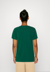 Tommy Hilfiger REGULAR TEE  Print T-shirt prep green REGULAR TEE Футболка с принтом подготовка зеленый