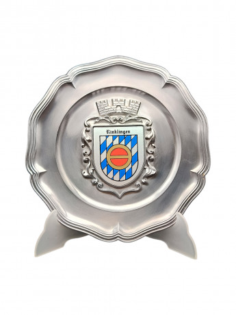 Тарелка декоративная винтажная "Герб Ринклинга" / Серия "Геральдика", яркий декор, олово (95%), 23 см, Германия, 1970-80гг.