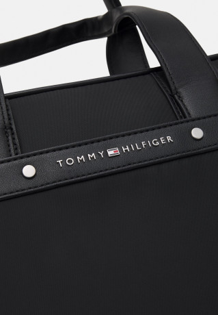 Tommy Hilfiger CENTRAL REPREVE COMPUTER BAG UNISEX Briefcase black CENTRAL REPREVE КОМПЬЮТЕРНАЯ СУМКА УНИСЕКС Портфель черный