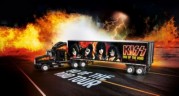 Revell Geschenkset KISS Tour Truck End of the Road 1:32 Подарочный набор KISS Tour Truck End of the Road 1:32