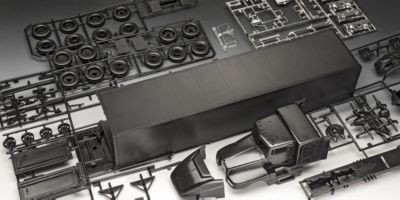 Revell Geschenkset KISS Tour Truck End of the Road 1:32 Подарочный набор KISS Tour Truck End of the Road 1:32