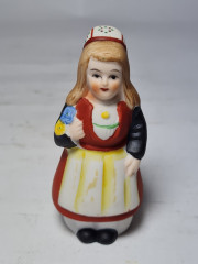 Статуэтка винтажная фарфоровая &quot;Девушка в разноцветном платье&quot;, 8 x 3,5 см, Корея, 1960-70гг.