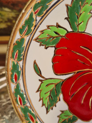 Декоративная тарелка винтажная Nassos с красным цветком и листьями, ручная работа, 18 x 2 см, Родос, 1960-70гг.