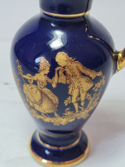 Ваза винтажная Limoges France, темно-синий фарфор с золотым декором &quot;Влюбленная пара&quot;, 9,5 x 6,5 см, Франция, 1960-70гг.
