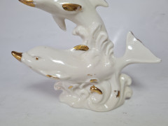 Белая фарфоровая фигурка с позолотой &quot;Два дельфина&quot; 11 x 13 см, Италия, 1970-80гг.