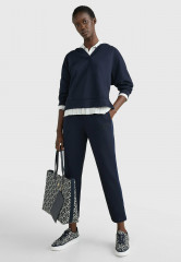 Tommy Hilfiger TAPERED FIT Tracksuit bottoms desert sky TAPERED FIT Низ спортивного костюма небо пустыни