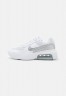 Nike Sportswear AIR MAX VERONA Sneaker low white/metallic silver AIR MAX VERONA Низкие кроссовки женские белый/серебристый металлик