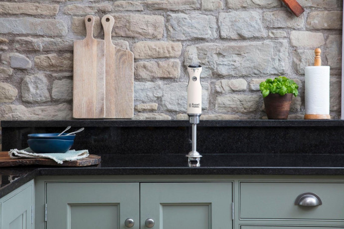 RUSSELL HOBBS RUSSELL HOBBS Stabmixer Retro Vintage Cream 25232-56 700W 2 Stufen Messbecher  Погружной блендер RUSSELL HOBBS Retro Vintage Cream 25232-56 700 Вт, мерный стакан, 2 уровня