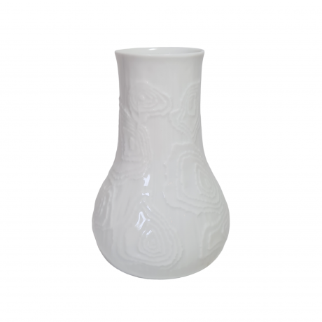 Ваза винтажная AK Kaiser, белая с объемным декором, фарфор, 13 см, Германия, 1970-80гг.