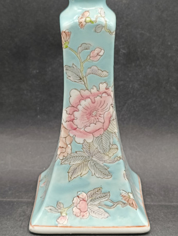 Подсвечник винтажный в китайском стиле, в пастельных тонах, с цветочным декором, фарфор, 22 см, Германия, 1970-80гг.