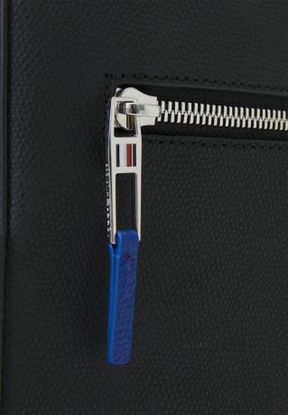 Tommy Hilfiger BUSINESS SLIM COMPUTER UNISEX Briefcase black КОМПЬЮТЕР BUSINESS SLIM UNISEX Портфель черный