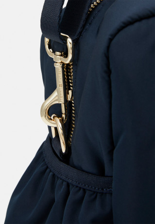 Tommy Hilfiger ABO BABY CHANGING BAG SET UNISEX Baby changing bag space blue ПОДПИСКА НАБОР СУМОК ДЛЯ ПЕЛЯНКИ УНИСЕКС Сумка для пеленания космический синий